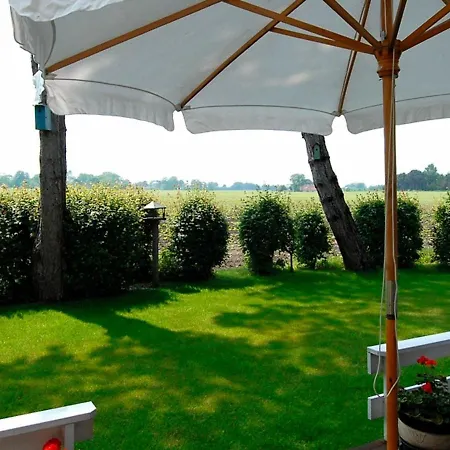 Three-bedroom Holiday In 2 Holiday home